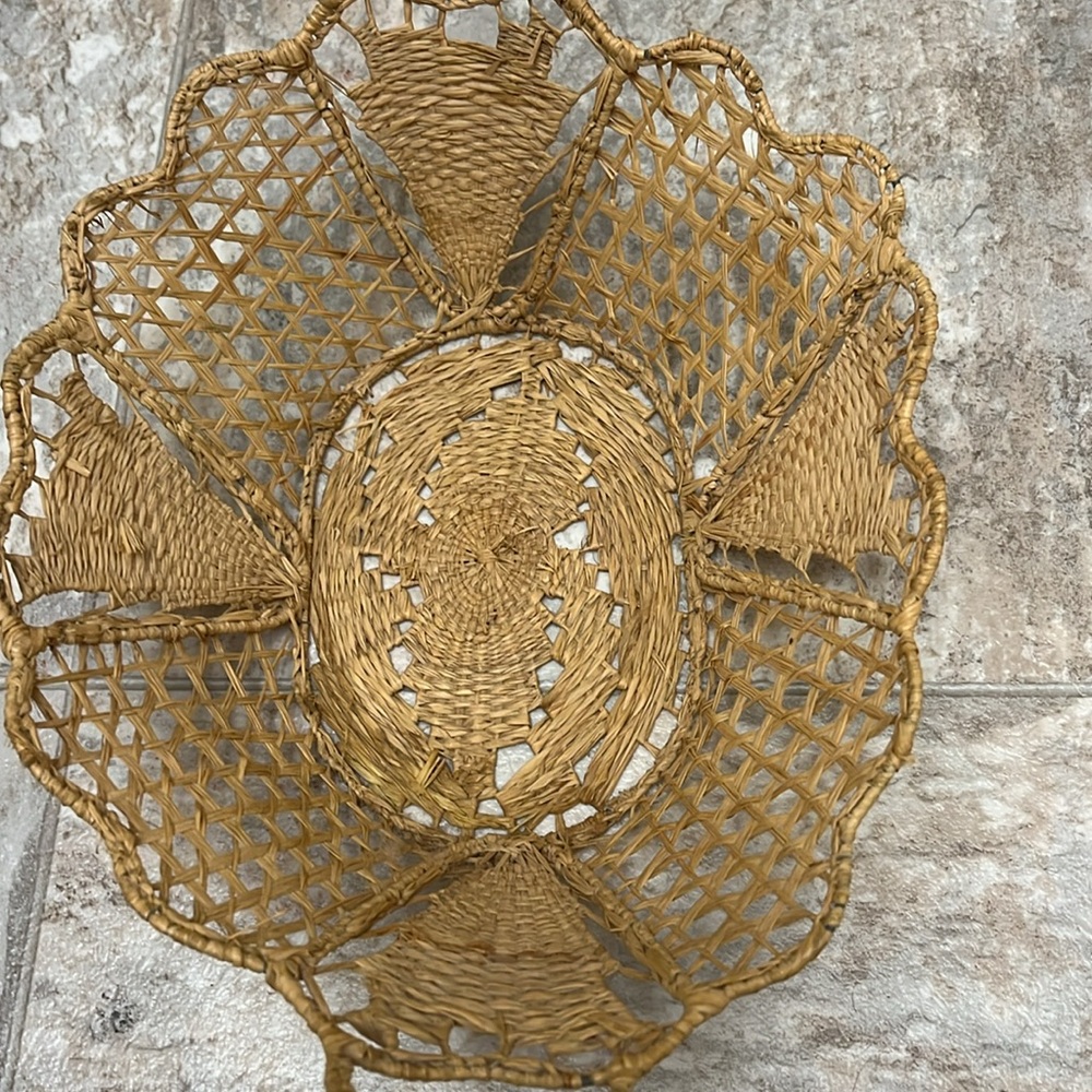 Handmade Woven Basket Made In Italy. With Two Handles. - Picture 12 of 16